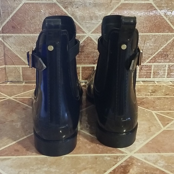 Marc Fisher Booties - Picture 4 of 7